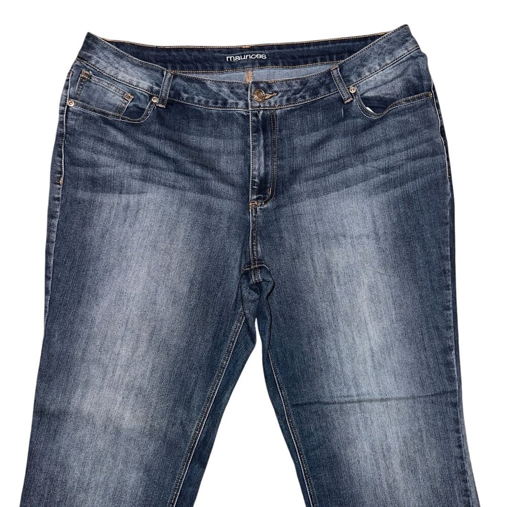Maurices Plus Size Straight Leg Jeans Womens 20W 31 Medium Wash Pockets Logo - Picture 3 of 8